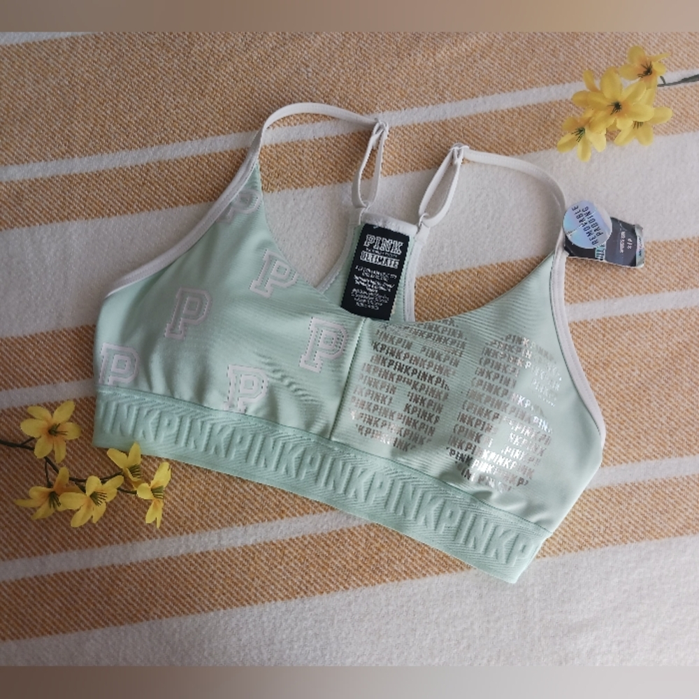 VS Pink Victoria's Secret Ultimate Lightly Lined Sports Bra SizeS|P